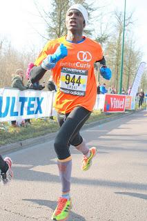 Semi Marathon de Paris 3 mars 2013 (Nouveau RP): Ronald Tintin s'engage pour l'Institut Curie.(PHOTOS)