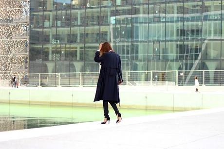 Les Dessous, Dessus!