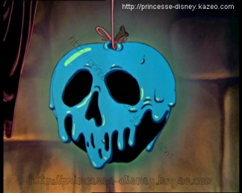 blanche-neige-episode-pomme-empoisonnee-
