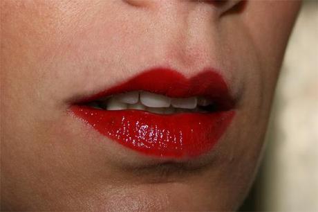 Ces encres à lèvres qui me laissent bouche bée… C’est agnes b Ces encres à lèvres qui me laissent bouche bée... C'est agnes b - Poulette Blog