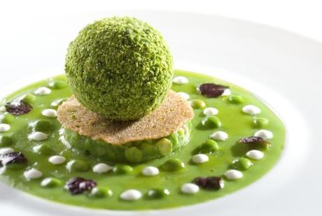 Petits pois comme un guacamole et en vinaigrette à l'huile d'olive - Alain Pégouret - Restaurant Laurent ©DR