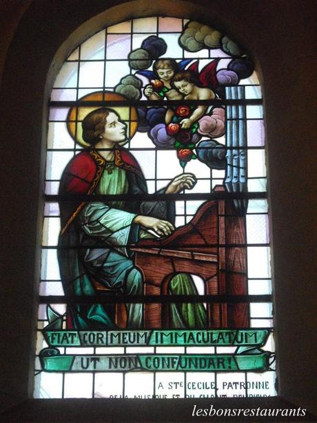 TRESSANGE(57)-Les Vitraux de l'Église Saint-Pierre