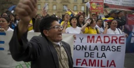 La Colombie abandonne le mariage homosexuel