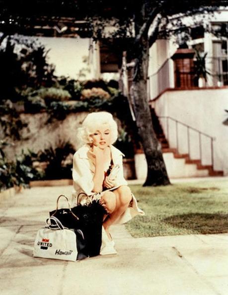 Marilyn en trench coat