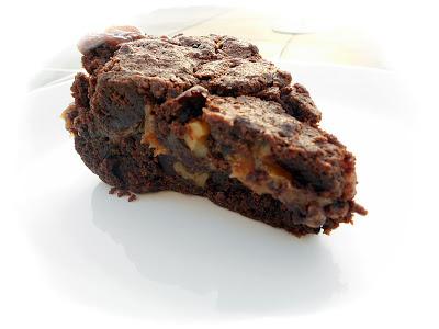 Brownie chocolat fourré au caramel au beurre salé