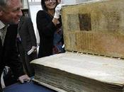 Codex Gigas, livre énorme l'on appelle aussi 'Bible diable'"