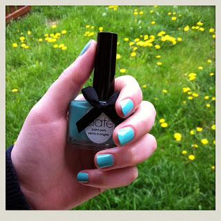 Le récit d'une catastrophe  - Ciaté Kit Very Colourfoil Manicure