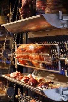 Grands Buffets - Rotisserie Grands Buffets Rotisserie 226x340