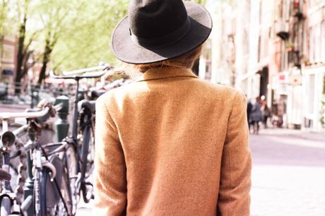 Image and video hosting by TinyPic