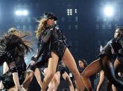 Beyonce concert exige l’eau ionisee degres, papier toilette rouge 100% coton