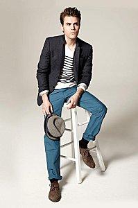 Nouvelles Photos de Paul Wesley pour Glamour Magazine