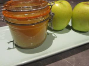 crème de pommes au miel Bio et cannelle