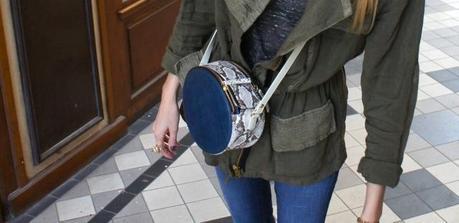 Tombourine Image and video hosting by TinyPic