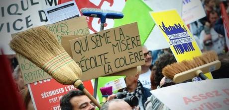 La réponse du pouvoir à la marée citoyenne du 5 mai ? Toujours cet exécutif « droit dans ses bottes », les talonnettes en moins.