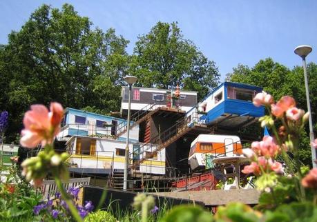 Théâtre Caravane 01