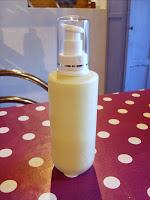 Lait corporel au frangipanier pour l'été