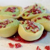 Conchiglioni farci à la mousse de brocoli et poudre de cèpes