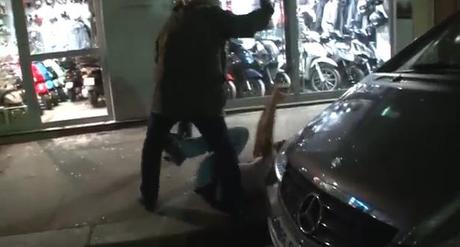 VIDEO PSG : Les violentes arrestations des casseurs sur les Champs-Elysées
