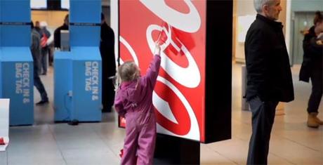 Le drapeau du Dannemarque découvert dans le logo de Coca-Cola