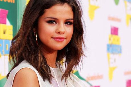 Adopte une star : Selena Gomez est toujours célibataire