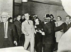 Jack_Ruby_Murders_Lee_Harvey_Oswald