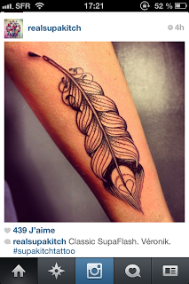 Dans mon téléphone, mon nouveau tatto s'y cache @Supakitch