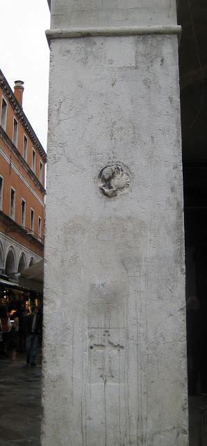 La Croix des Frustai