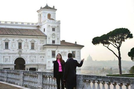 483356_aurelie-filippetti-ministre-de-la-culture-francaise-visite-la-villa-medicis-a-rome-le-22-novembre-2012[1]