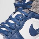 air-jordan-1-mid-true-blue-6