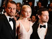 Festival Cannes, montée marches pluvieuse Photos