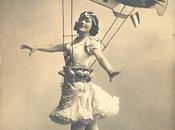 Image insolite passé: danseuse Zeppelin