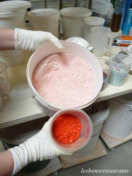 LONGWY(54)-Manufacture Faïenceries et Émaux de Longwy-Atelier de Chimie