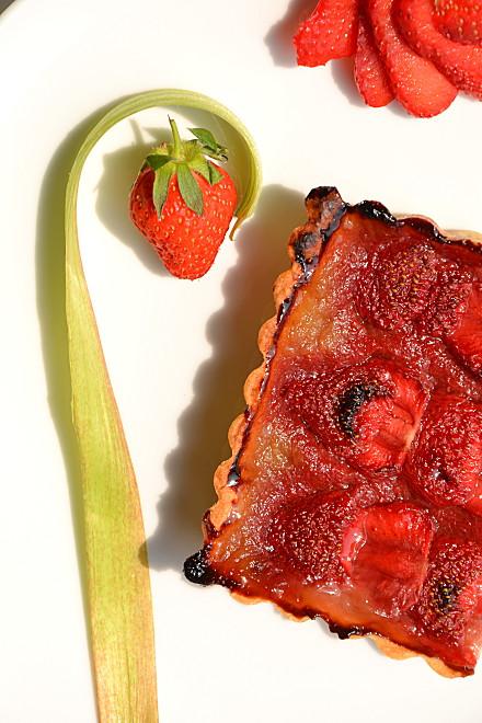 Tarte-fraise-rhub-bergamote13.JPG