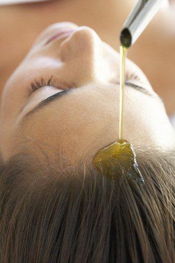 huile d'olive pour le renforcement des cheveux