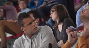 Tsonga ne lache pas son Kinder Bueno Tsonga Kinder