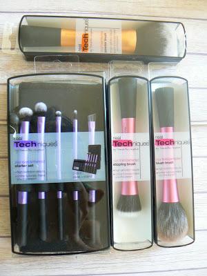 Les pinceaux et leur voyage