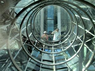 Promenade dans le quartier des spectacles