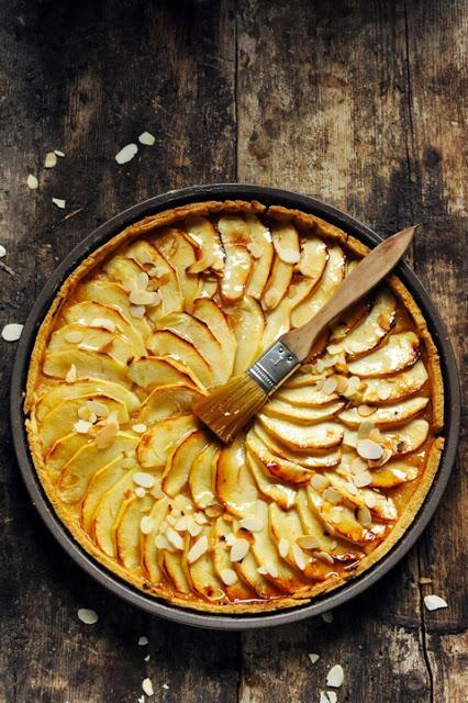 Se souvenir du goût des choses… La tarte aux pommes à la compote pom'pom'pêche !