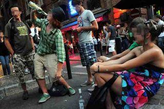 Alcool-jeunes-lyceens-ado-accro,-addiction-coma-éthylique