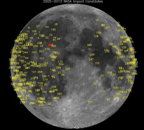 Les centaines de sites lunaires probablement frappés par un météoride depuis 2005 - Le point rouge indique le plus récent et lumineux d'entre eux, survenu le 17 mai