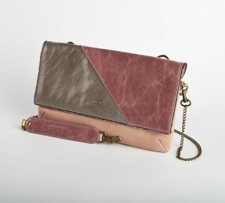 Je vais me mettre maman dans la poche ! ou la pochette plutôt.