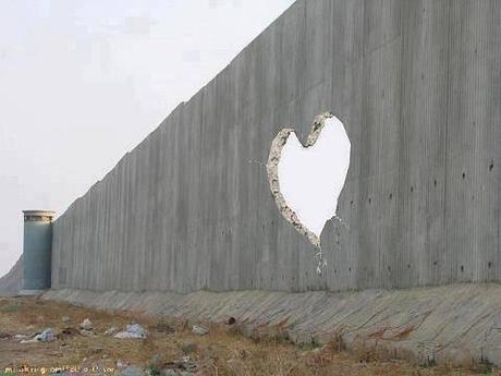 294873_464092680346109_346609218_n