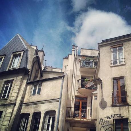 gaga_one_balcon-rue-de-turenne