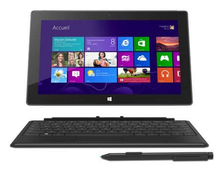 SUR Pro TypeStand Black Pen FrontDet 550x417 Lancement de la Surface Pro, le PC #tactile sous #Windows 8