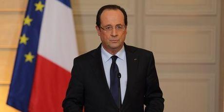 Hollande condamne le mot fascisme, pas l'idée