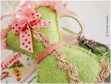 D2TAIL BIJOU DE SAC LADY VERT ET ROSE LACAUDRY CR2ATION