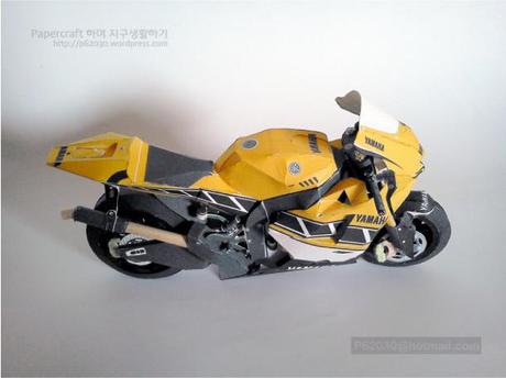 Papercraft Yamaha YZR-M1