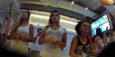 Les belles femmes ne payent pas- Pasta Bar au Brésil