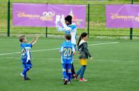 Javier Pastore Tape dans les Mains des Enfants de son Equipe - Match de Rêves