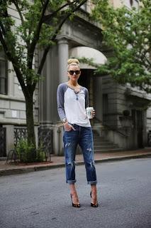 Bon, le boyfriend jeans, on le porte comment?